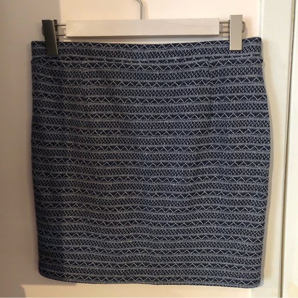 Knit skirt - Picture 2 of 4